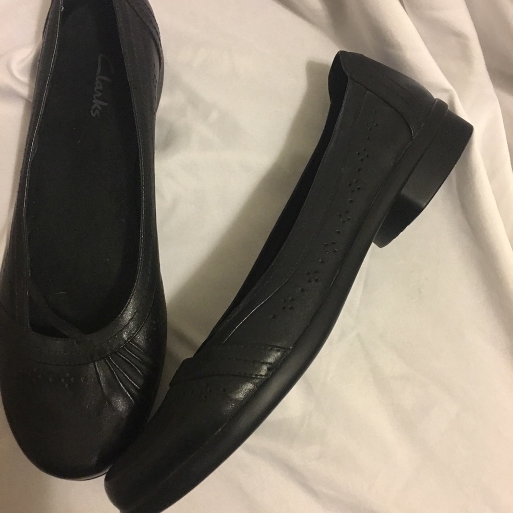 Clark’s ballet flats loafers slip on shoes